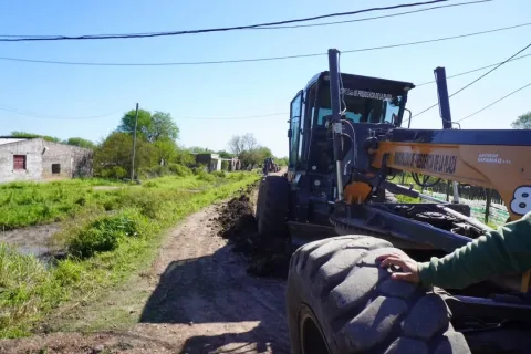 Avanzamos con obras de defensa hídrica en paraje El Doce