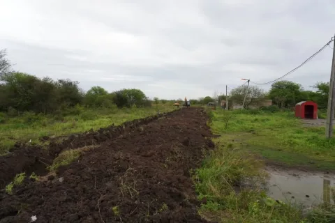 Avanzamos con obras de defensa hídrica en paraje El Doce